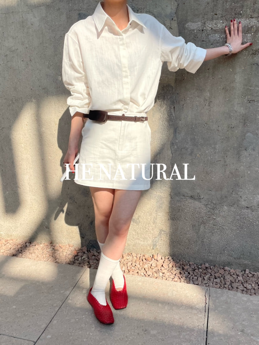 HE NATURAL Minimalist Korean Loose Shirt & A-Line Skort Anti-Exposure Two-Piece Set