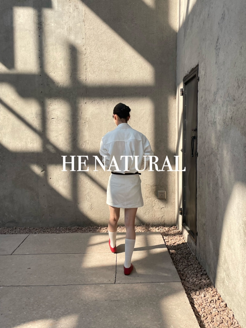 HE NATURAL Minimalist Korean Loose Shirt & A-Line Skort Anti-Exposure Two-Piece Set