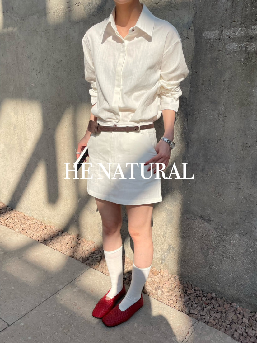 HE NATURAL Minimalist Korean Loose Shirt & A-Line Skort Anti-Exposure Two-Piece Set